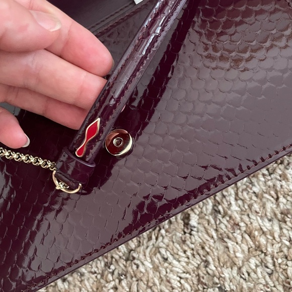 ❌SOLD OUT❌Christian Louboutin Wine Lizard Embossed WOC - Picture 16 of 16